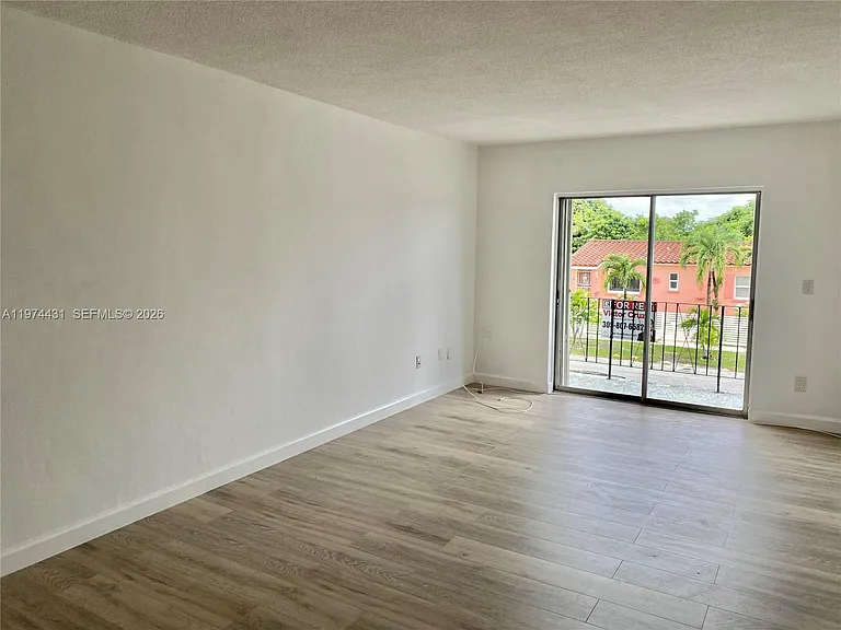 380 E 35th St #2118 — Photo 7