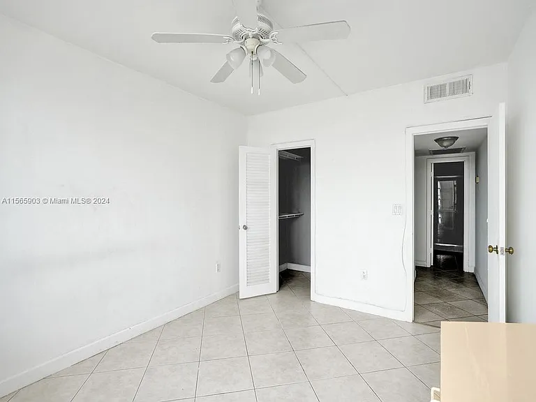 300 Bayview Dr #906 — Photo 41