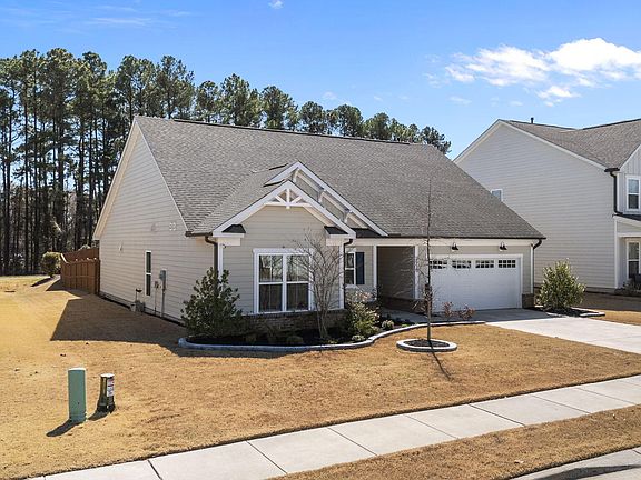 3rd image of 3735 Autumn Creek Dr