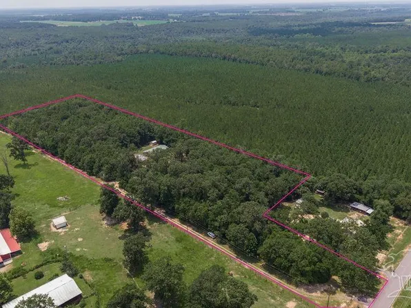 3101 Breastworks Rd, Walnut Hill, FL 32568