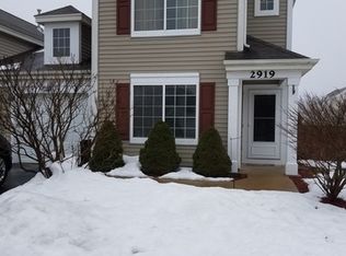 2919 Astor Ln, Montgomery, IL 60538
