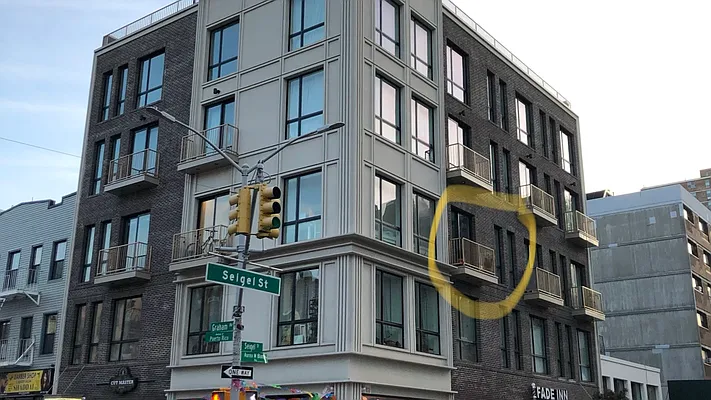 Rented by Nooklyn NYC LLC | media 62