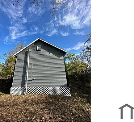 2176 Kingston St — Photo 14