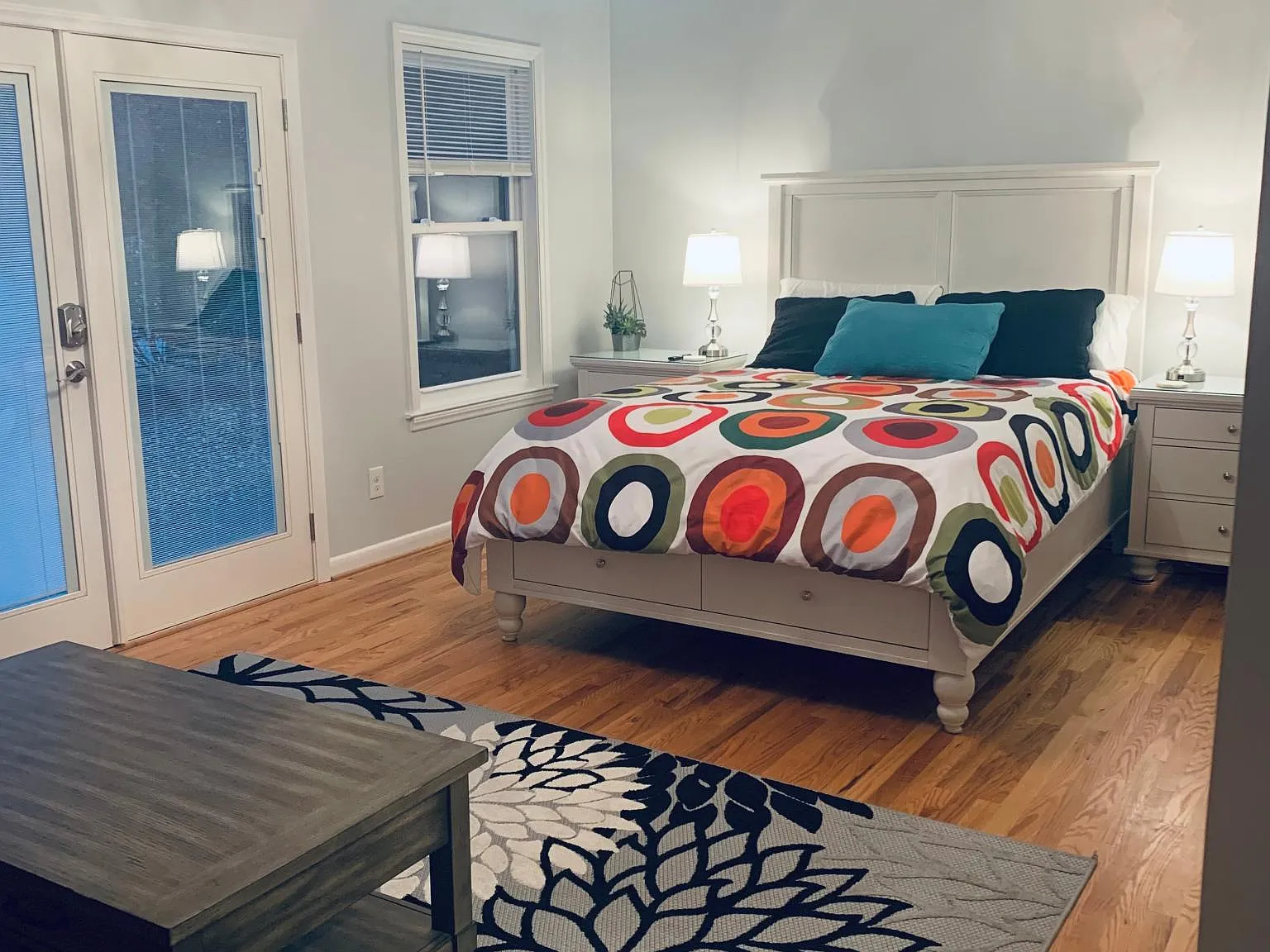 Studio, 400 sqft, $1,950 — Photo 1