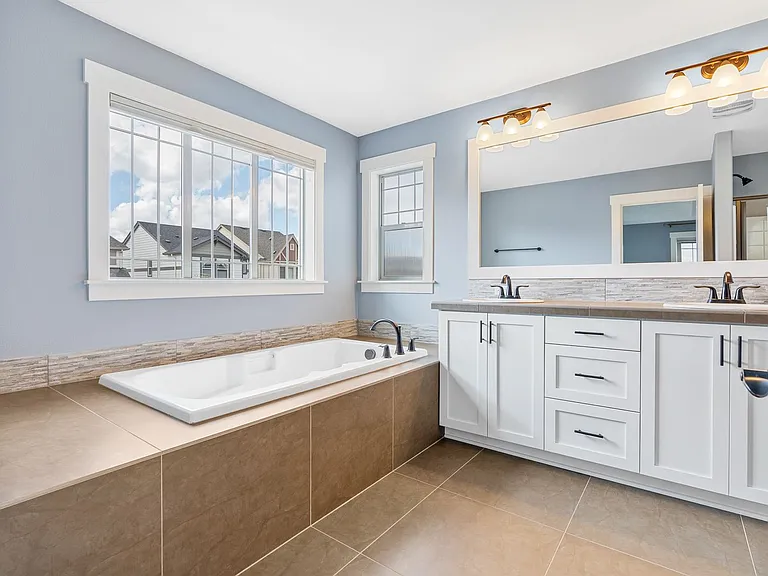 14805 NW Cosmos St — Photo 23