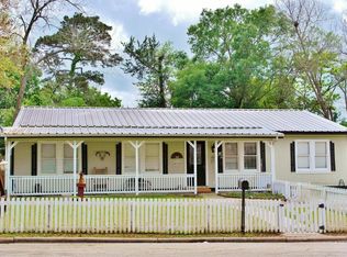 819 W Calhoun St, Livingston, TX 77351