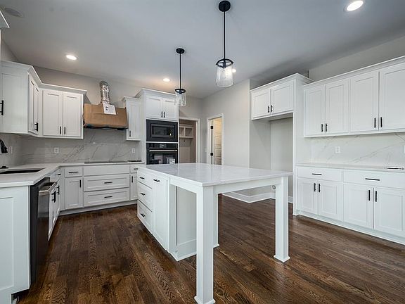 5th image of 12929 N Sloan Ave