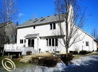 7145 Setters Pointe Blvd, Brighton, MI 48116