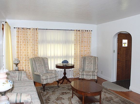 2nd image of 43 N Martin Ave