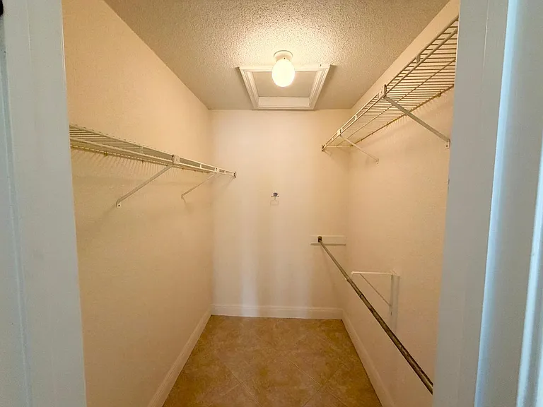 755 Riverside Dr #1335 — Photo 13