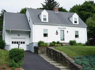 41 Westview Rd, Worcester, MA 01602