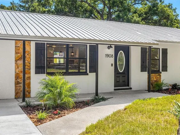 1908 N Barnes St, Plant City, FL 33563