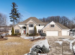 N7101 Bender Ct, Sheboygan, WI 53083