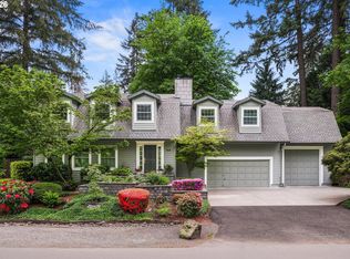 1190 Bayberry Rd, Lake Oswego, OR 97034