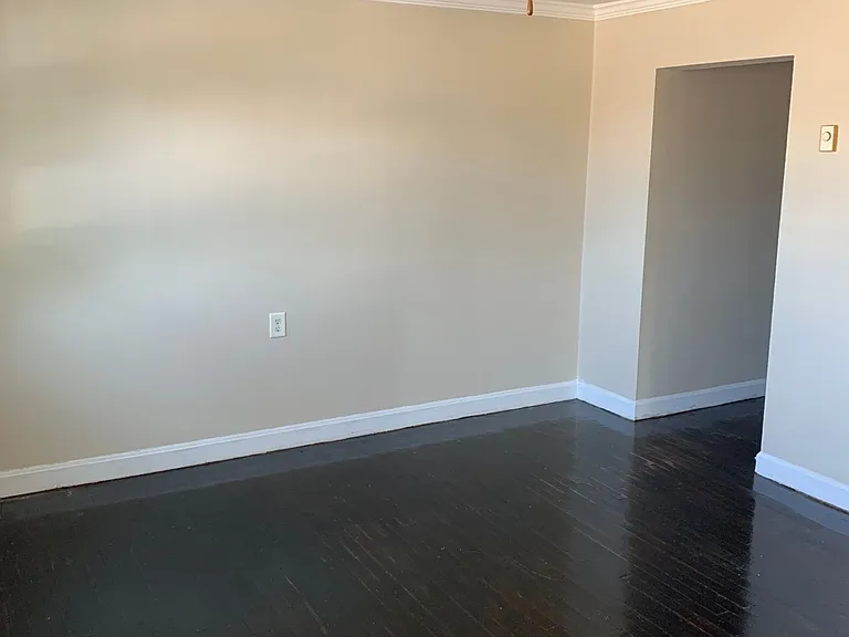 100B Spring Ave — Photo 7