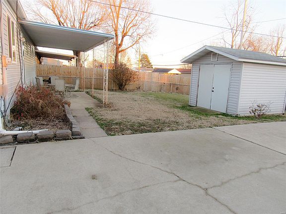 5th image of 2412 Sunbury Ave