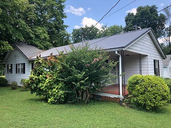 2nd image of 514 Mill St