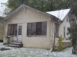 1322 3rd Ave N, Fargo, ND 58102