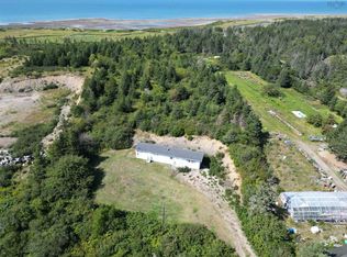 2183 Highway 1, Grosses Coques, NS B0W 1M0