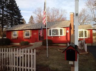 25 Queensbury Dr, Springfield, MA 01129