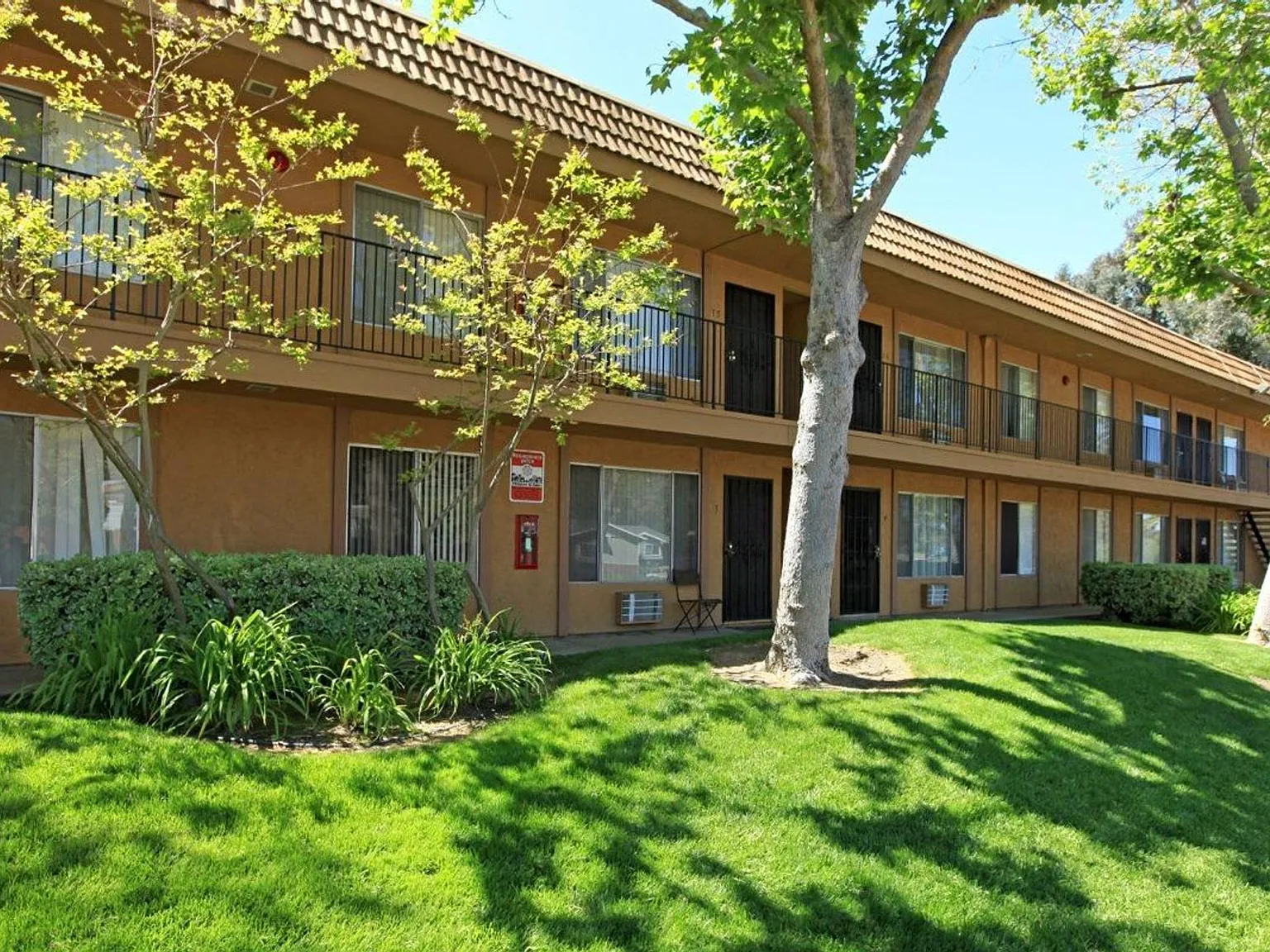 Fletcher Valley Apartments — Photo 3
