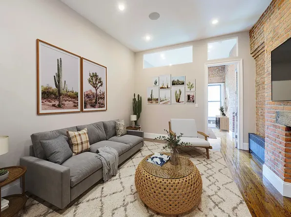 113 Christopher St #3A, New York, NY 10014