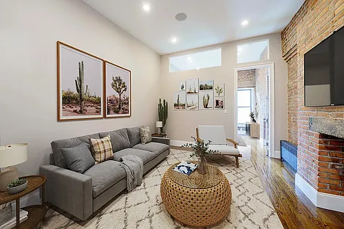 113 Christopher St #30 Photo 1