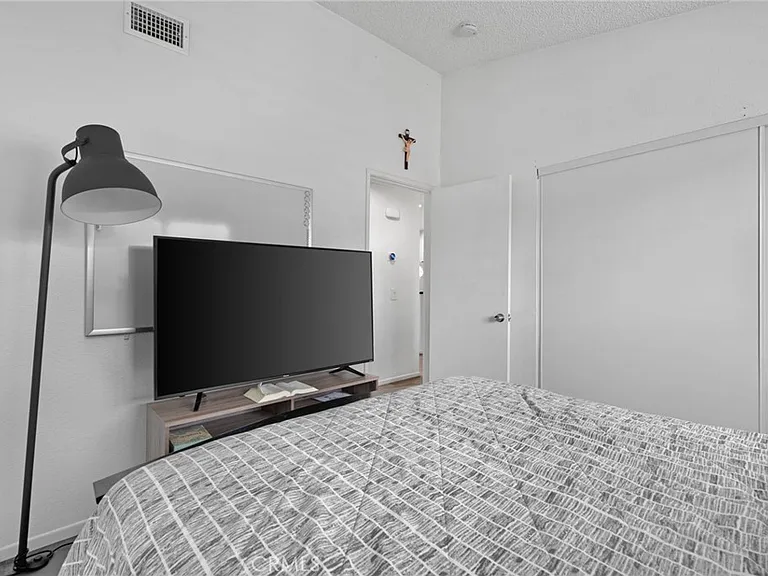 15957 Randall Ave — Photo 19