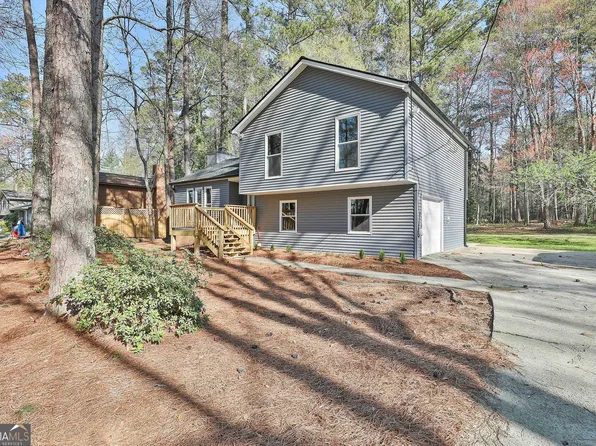 1967 Levgard Ln, Riverdale, GA 30296