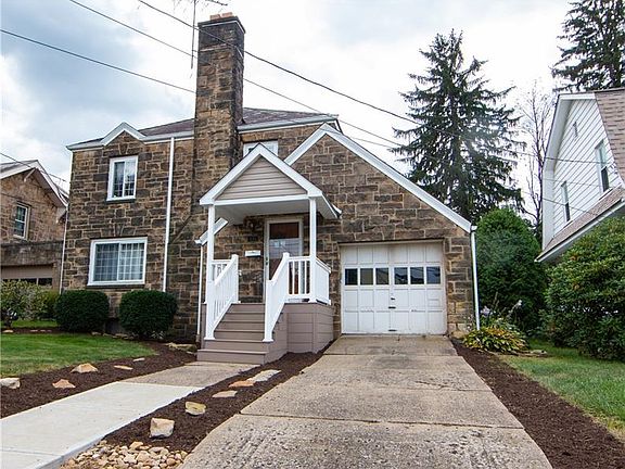 2nd image of 215 E Christie Ave