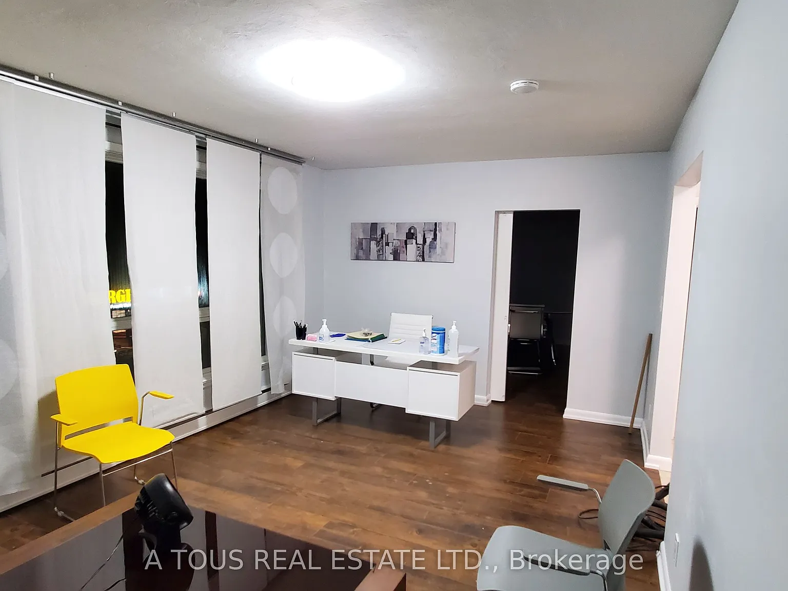 2 bed, $2,345 — Photo 4