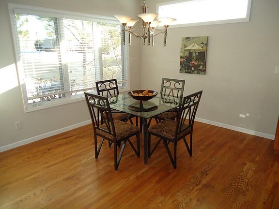 Large Eat in Kitchen