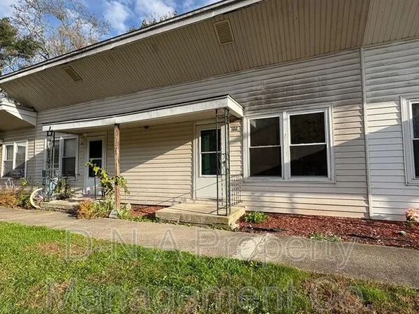 114 Cabanna Ln APT 108, East Stroudsburg, PA 18301