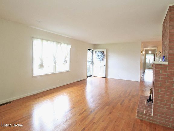 5th image of 845 Lark Ln