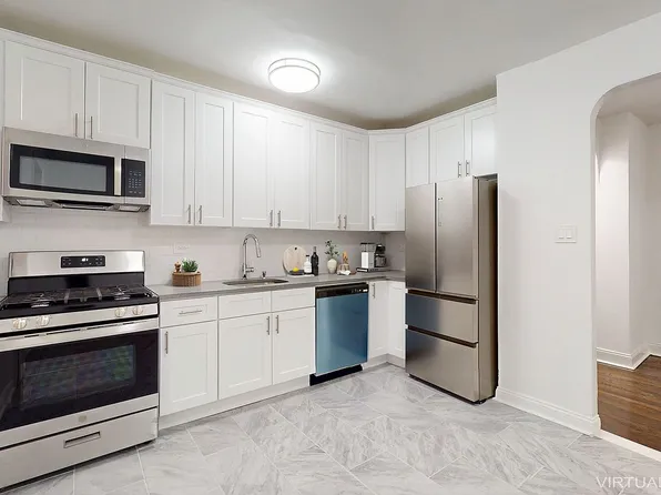 221 E 18th St APT 1E, Brooklyn, NY 11226