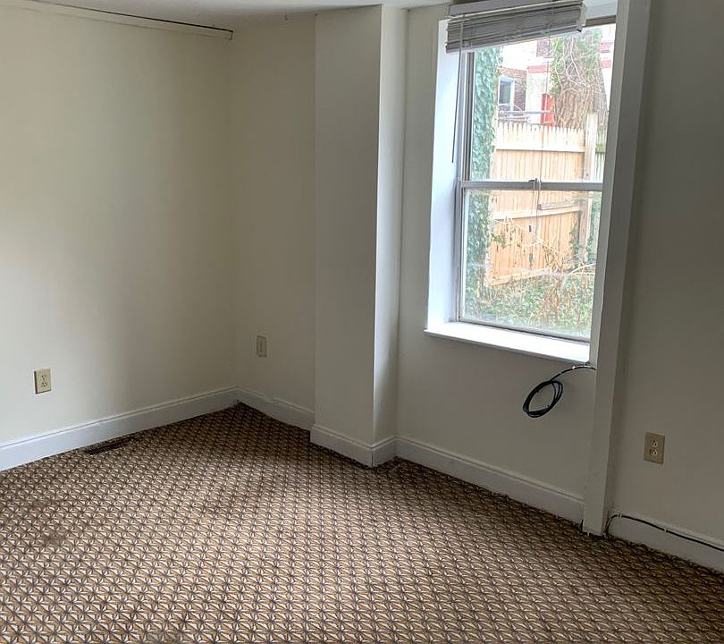 2nd image of 1364 S Melville St