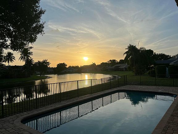 4th image of 3110 Equestrian Drive