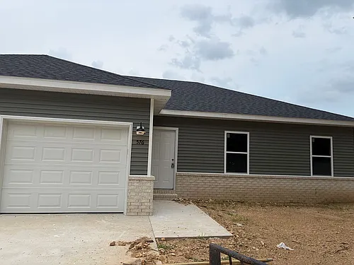 Floor plan 576 N Airport Rd