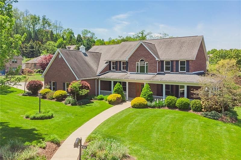 1st image of 1551 Rosewood Cir