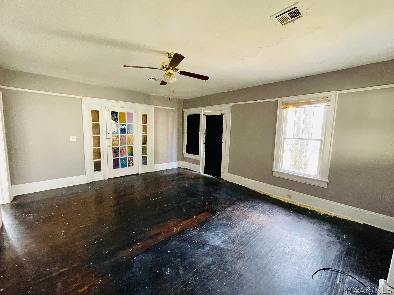 2 bed, 1.0 bath, 1209 sqft, $950 — Photo 4