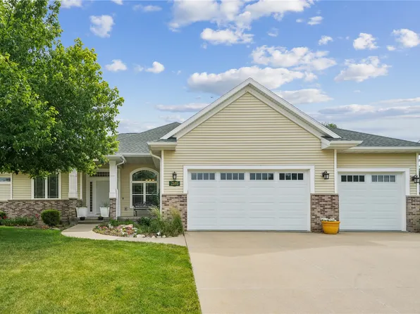 2595 Victoria St, Marion, IA 52302