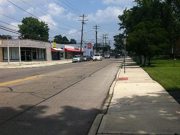 4th image of 855 Oakland Park Ave