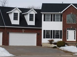 4912 Coventry Ct, Davenport, IA 52807