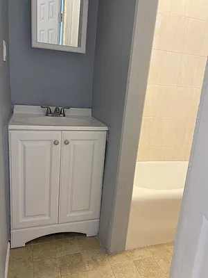 Rented by Citi Nest Group LLC | media 28