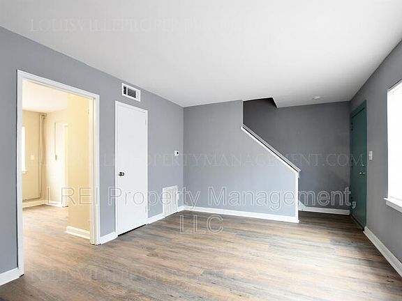 5th image of 1441 Thornberry Ave