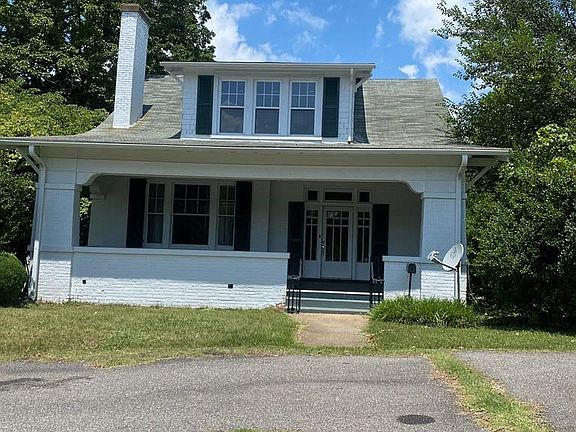 4th image of 220 Starling Ave