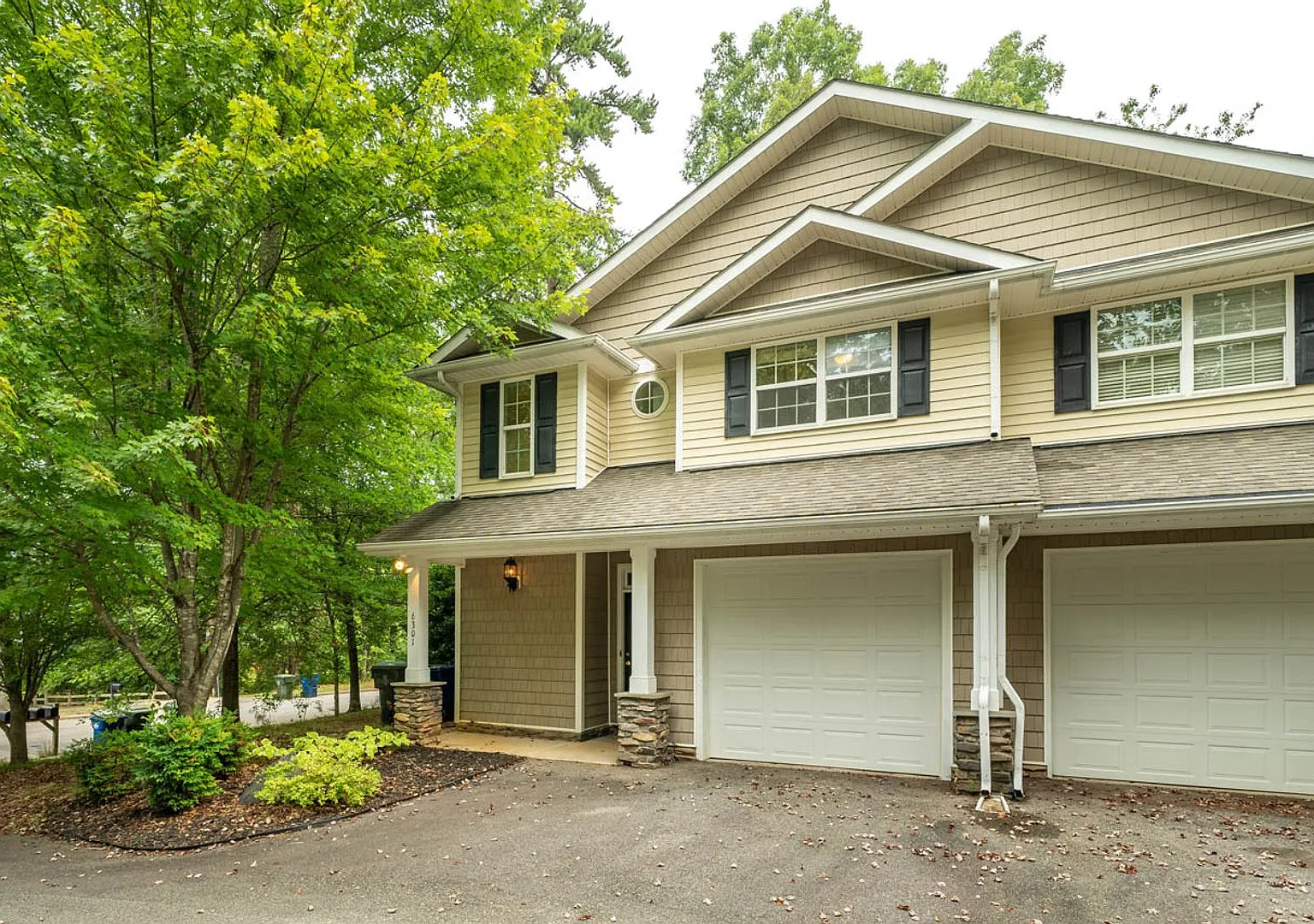 6301 Grove Estates Terrace — Photo 3