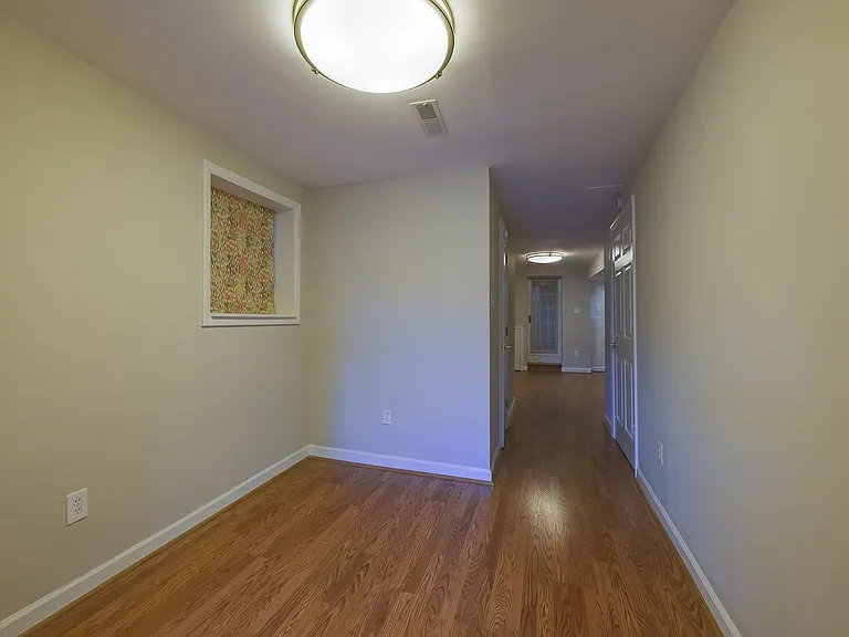 5188 Fulton St NW — Photo 32
