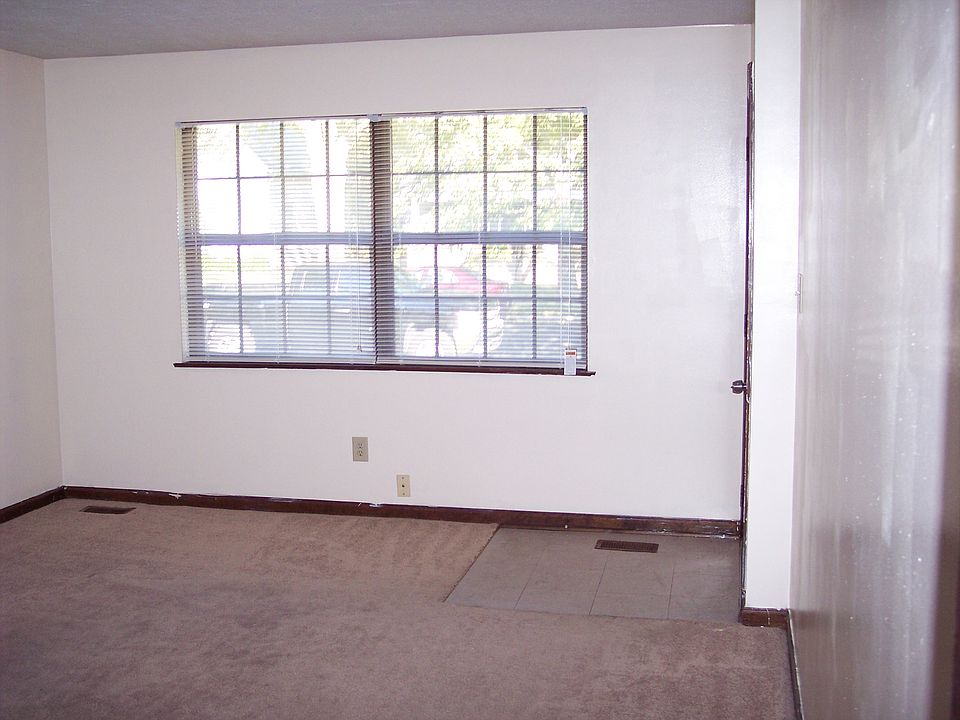 1st image of 1355 S 9th St