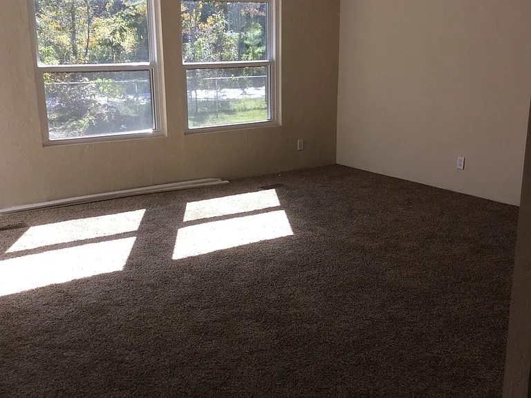 1894 Wild Cherry Dr — Photo 8